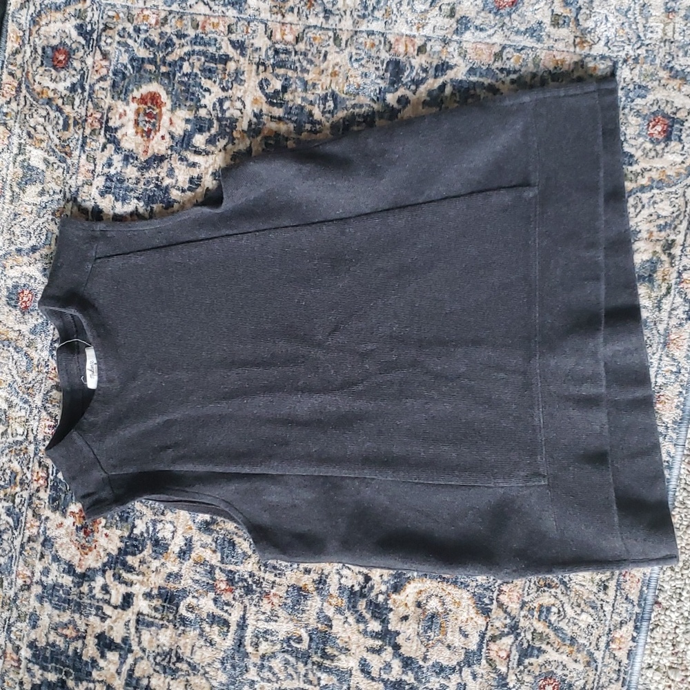 💥4/$20 Madewell Charcoal Grey Mockneck Sleeveless blouse